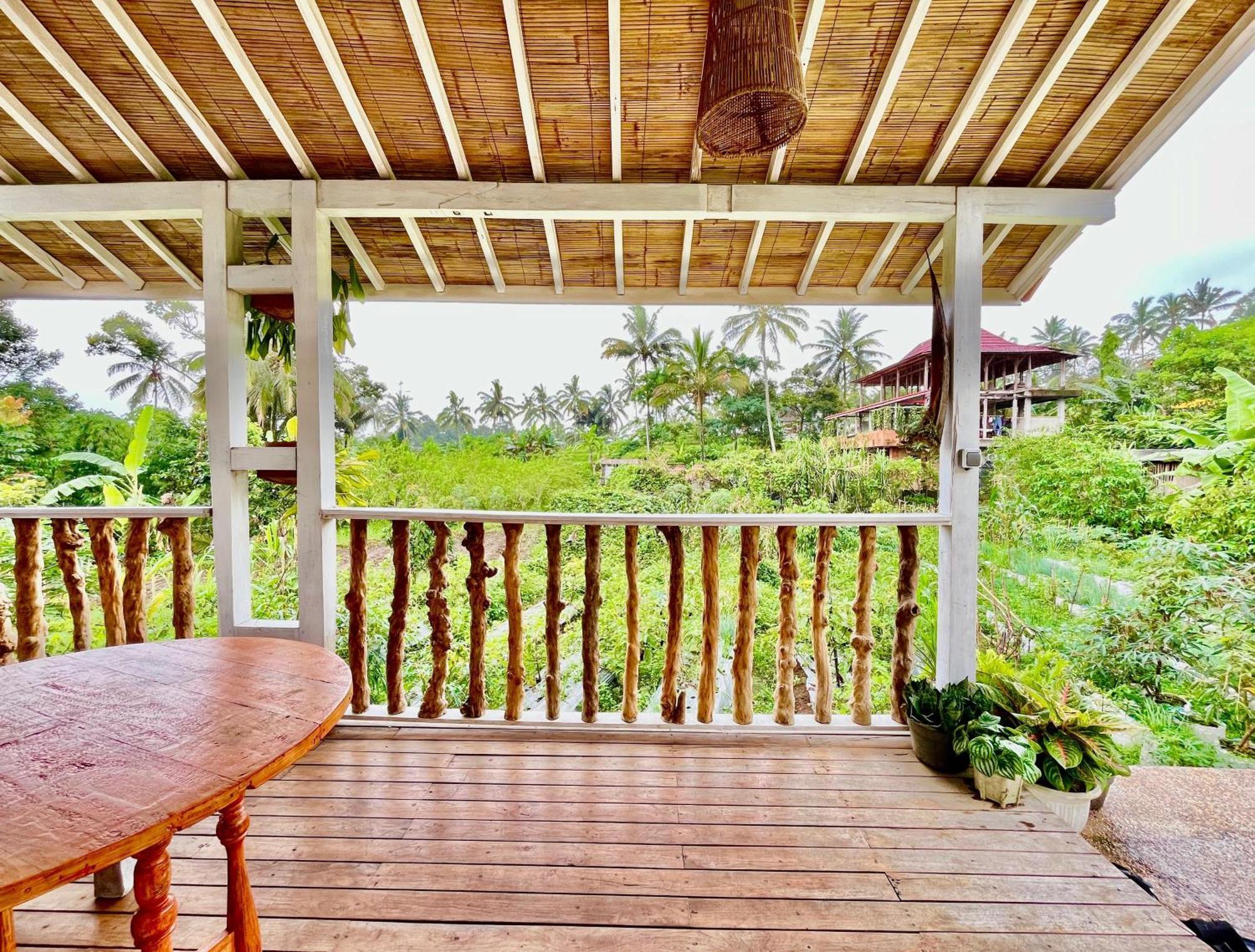 Pondok Is Oke Villa Scenic View Бануванги Екстериор снимка