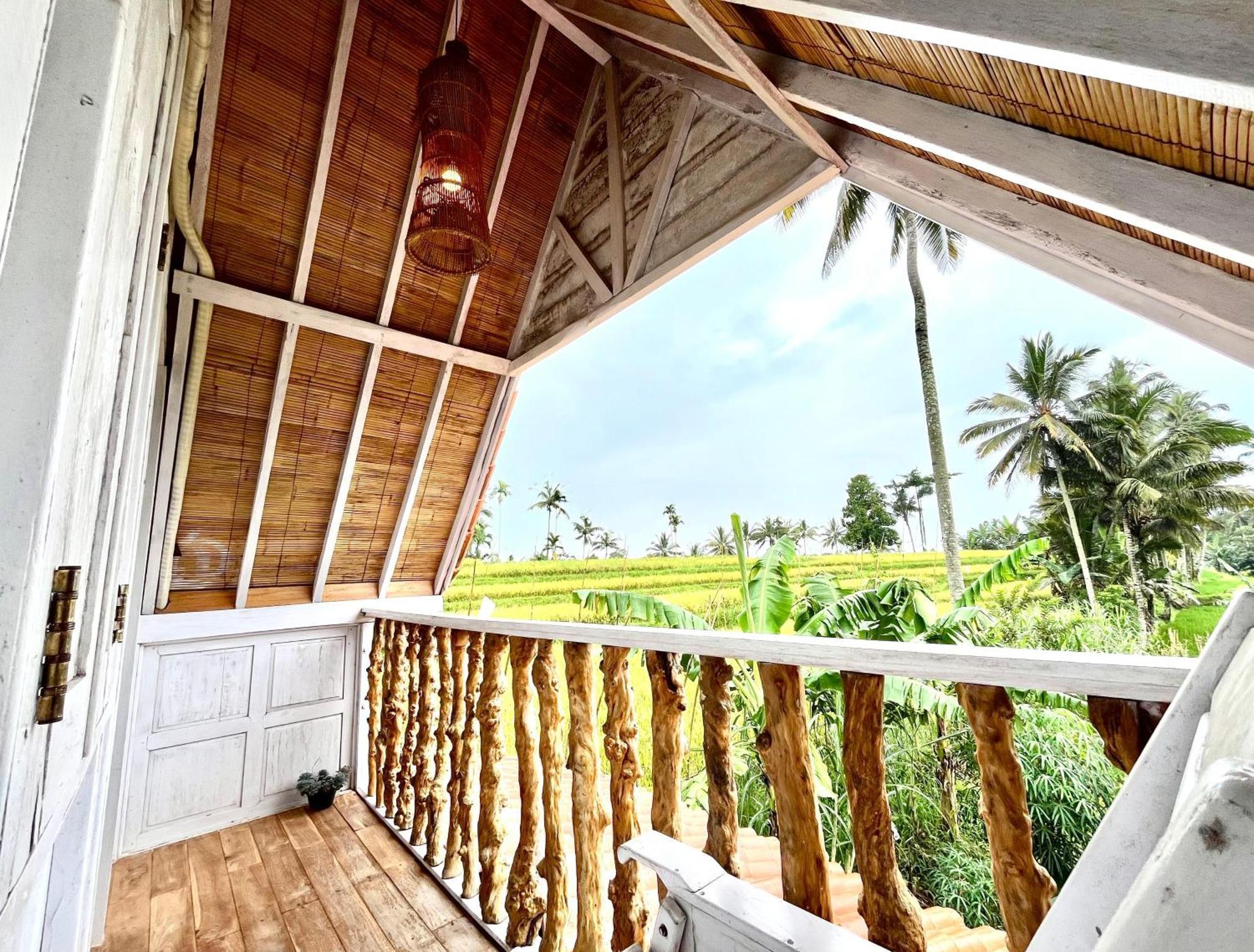 Pondok Is Oke Villa Scenic View Бануванги Екстериор снимка
