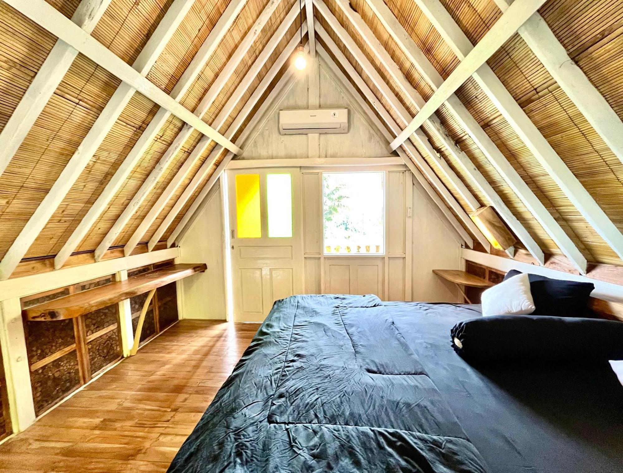 Pondok Is Oke Villa Scenic View Бануванги Екстериор снимка