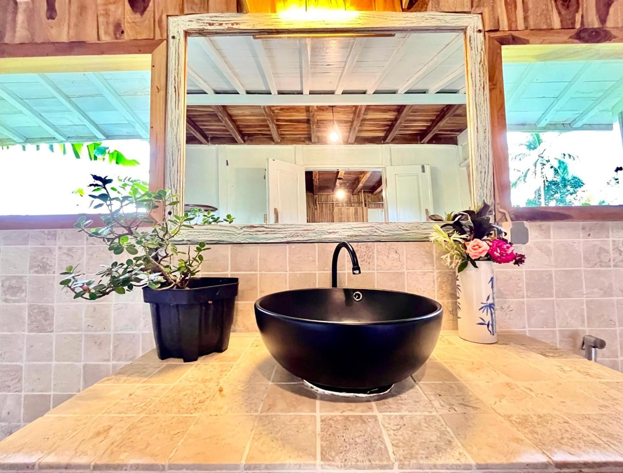 Pondok Is Oke Villa Scenic View Бануванги Екстериор снимка